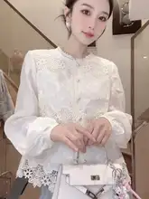 高級感あるラウンドネックパールボタンシャツ【春秋用・中華風】