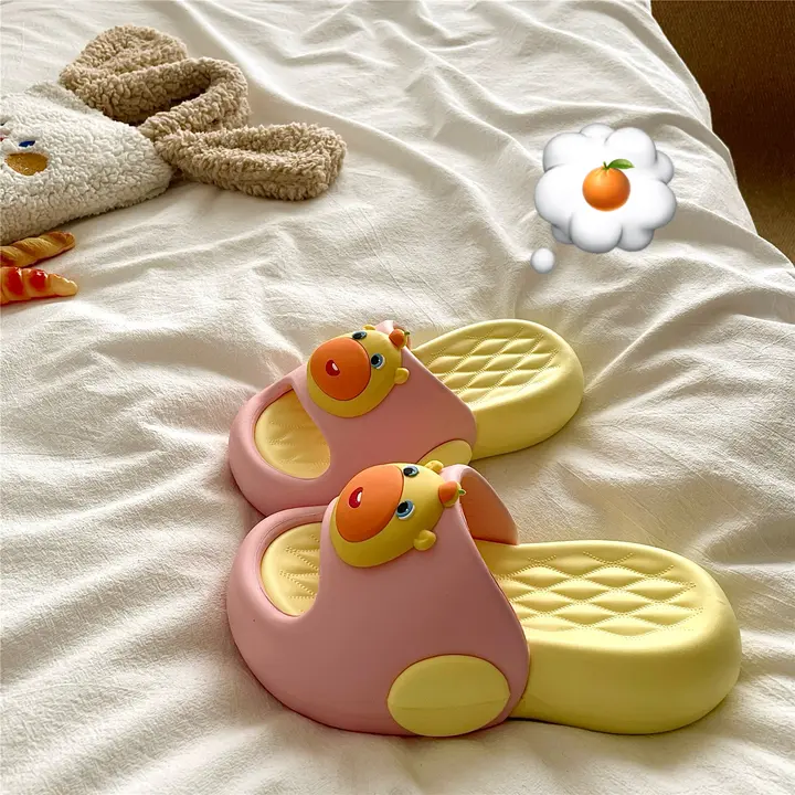 可愛いカワウソデザインの夏用サンダル【防滑・厚底・通気性】