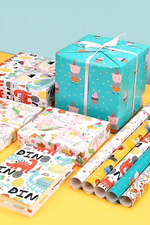 子供用バースデーギフトラッピングペーパー【ドラゴン年・大判・カラフル・リボン付き・可愛いデザイン】