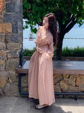 藕粉色Vネックウエスト絞りシャツとミドルスカート【夏用・エレガントなデザイン・セットアップ対応】