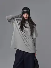 自由なスタイルの不規則なアルファベットプリントTシャツ【春夏用・短袖・オーバーサイズ】