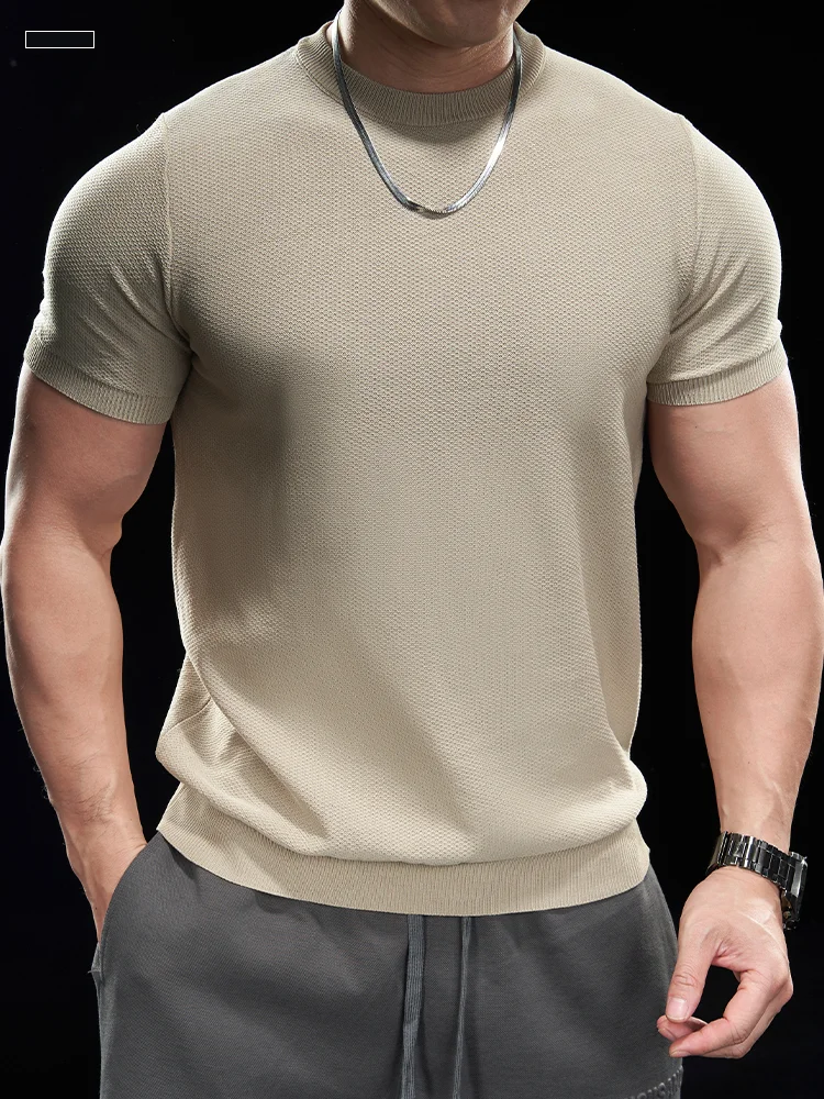 ストリートファッションの本質とは？Tシャツで学ぶリアルな着こなし
