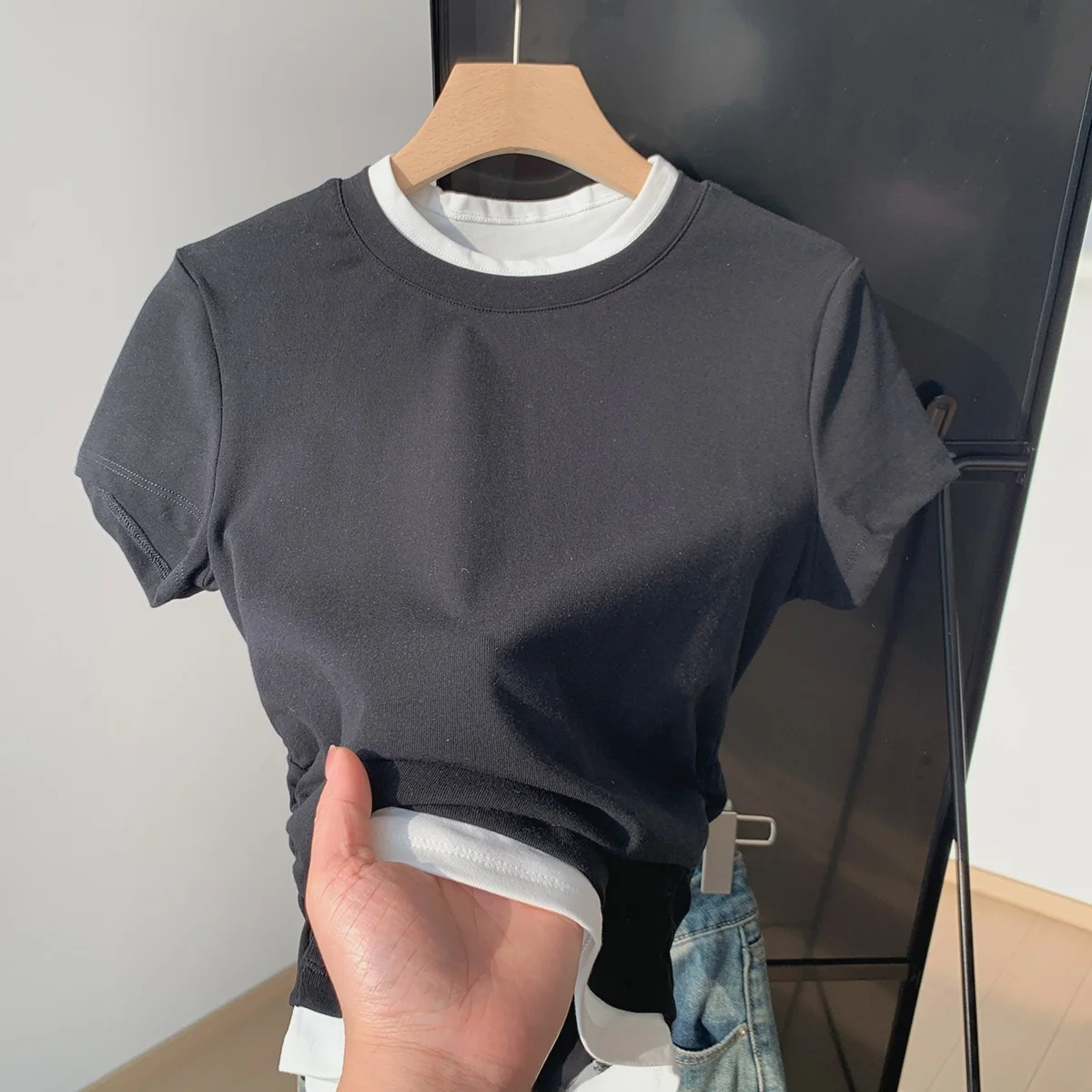 シアートップス tシャツ 重ね着で失敗しない方法は？