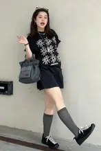 サマースタイルのコーディネート！短袖Tシャツと工装スカートパンツ