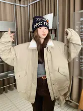 カーキ色のショートパーカー【裏起毛・厚手・女性用】