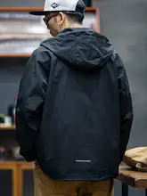 アウトドア用 メンズ スポーツジャケット【秋用・フード付き・防水・ゆったりサイズ】