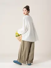 春にぴったりなコットンリネンのラウンドネックシャツ【ゆったりとしたシルエット】