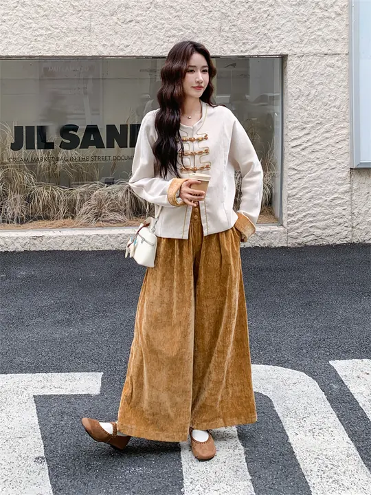 新中式デザインの外套とワイドパンツ【春秋用・女性・おしゃれなコーディネート】（セットアップ対応）