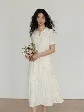 天絲刺繍入りの夏用フレアワンピース【リゾート・短袖・女性用】（セットアップ対応）