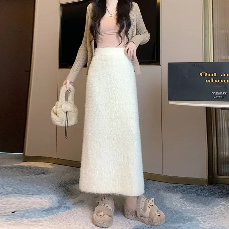 身長156cmの女性に最適な秋冬用厚手ミンクタッチニットマキシスカートの選び方