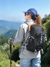 AIONE リュックサック【25L・超軽量・通気性・アウトドア用・男女兼用】