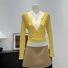 デザイン性の高いコントラストカラーのロングスリーブTシャツ【深いVネック・女性用・秋向け】