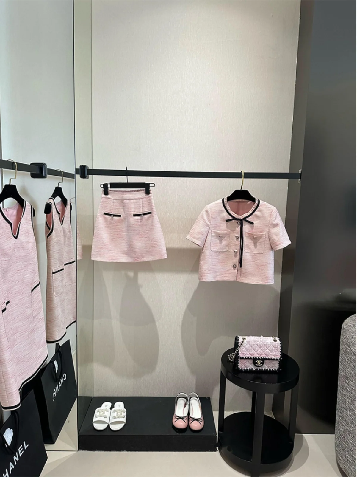 おしゃれ 私服 どうやって選ぶ？カジュアルな日常に合う「蝶結びセットアップ」の選び方を解説