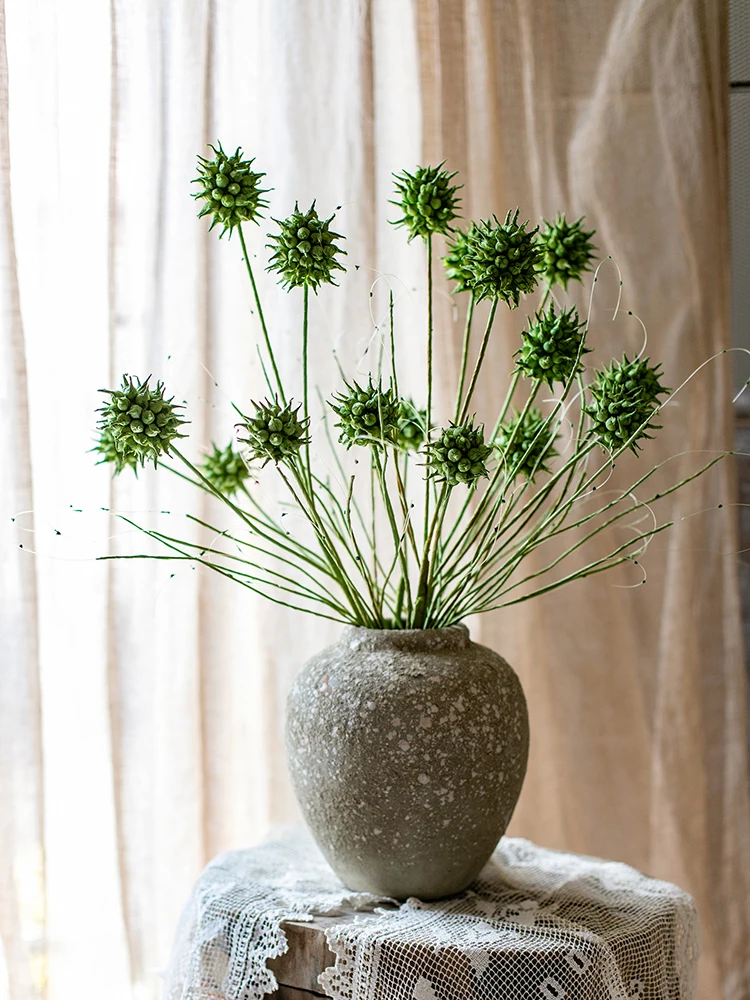 リアルな造花の球体アートフラワーで、家の中をどう彩る？