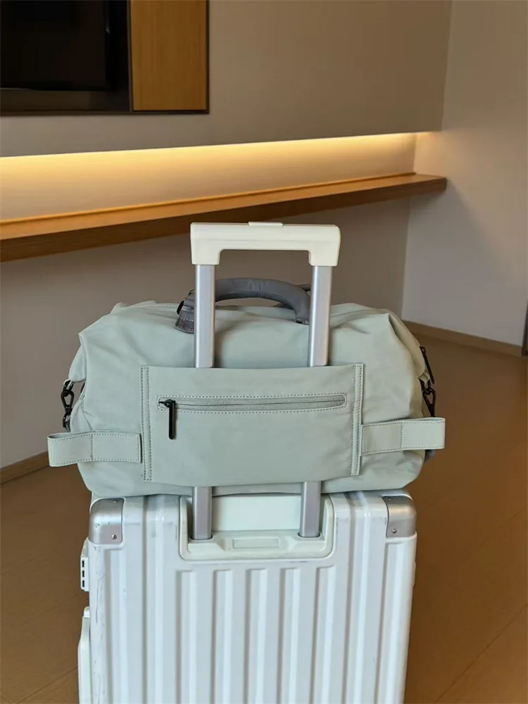 1泊旅行 バッグ おしゃれ 20代 にぴったりなアイテムは？
