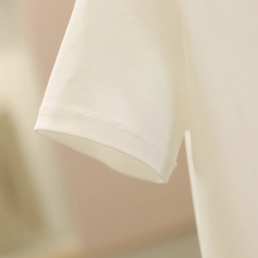 「tシャツ 小さい」ってどうやって選ぶ？実際の着用体験から教える選び方とベストな組み合わせ