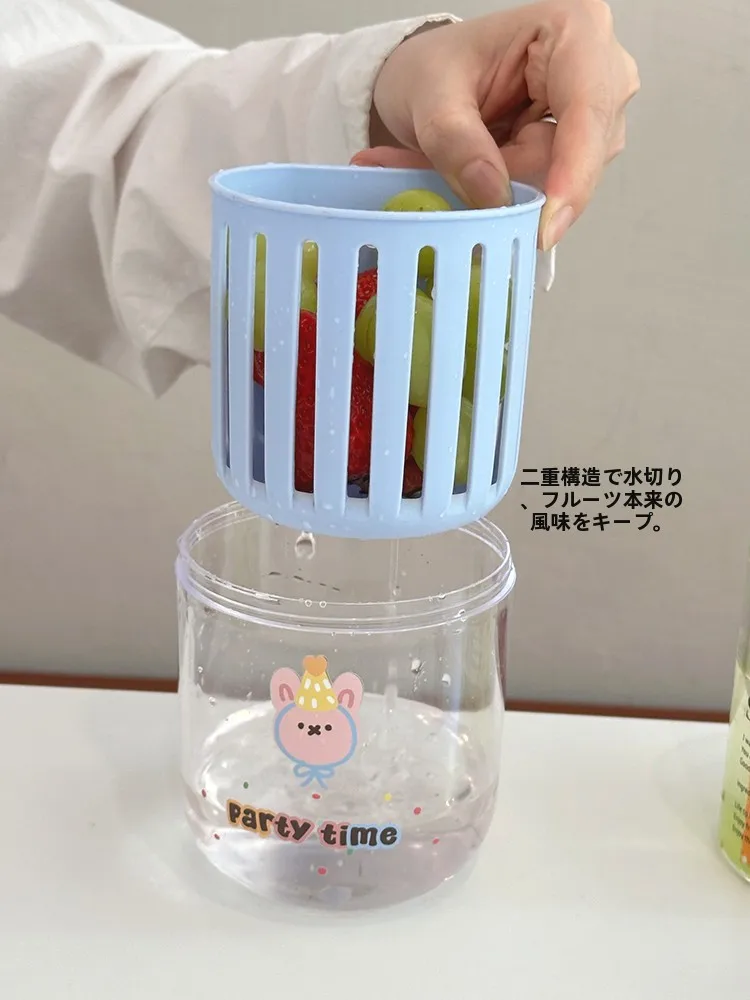 食品級プラスチック製 ダブルレイヤーフルーツカップ：ピクニックで鮮度を保つ持ち運び便利なフルーツカップ