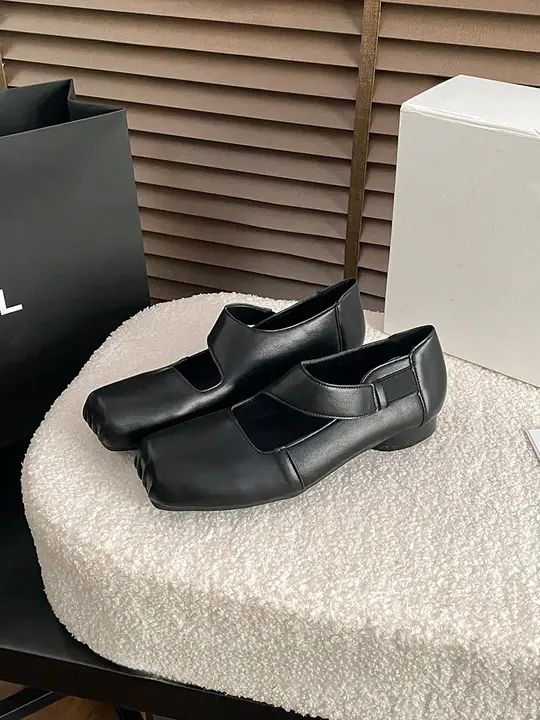 羊皮製 バレエシューズ【四角いトゥ・低ヒール・マリージェン・春秋用・ソフトレザー・浅口】