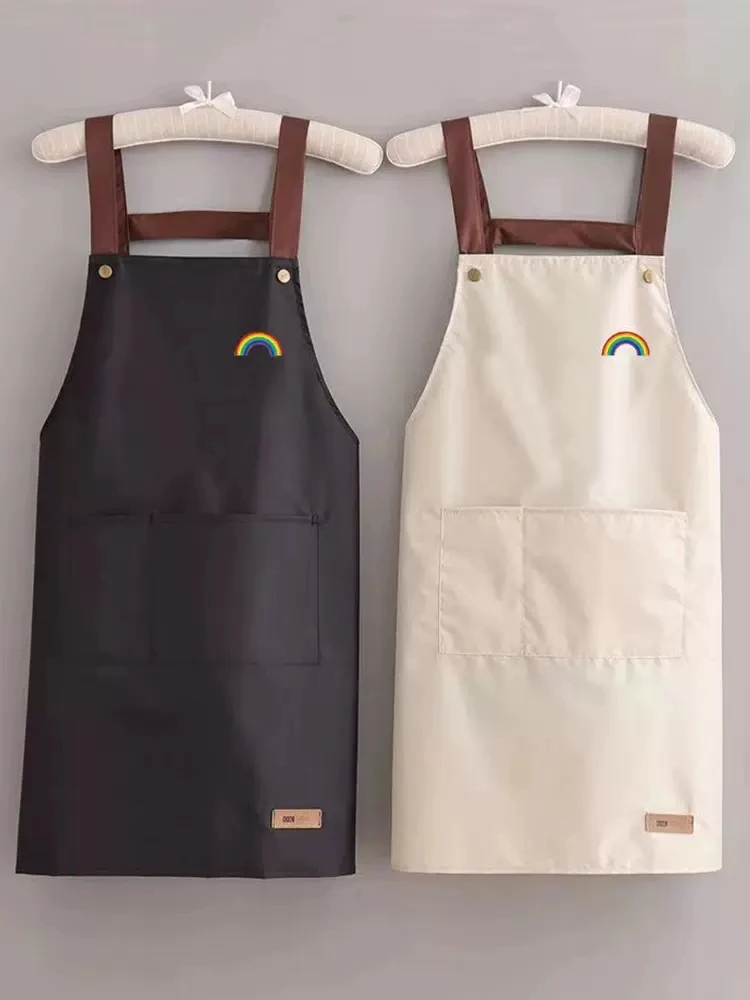 キッチンをスッキリ整理！収納グッズおすすめ｜防水エプロンの実用性とデザインのバランス徹底解説