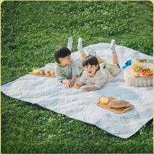 レジャーシート レインボー防湿屋外ピクニックマット