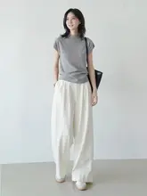 シンプルスタイルのハイネックニットTシャツ【女性用・短袖・柔らかい質感】