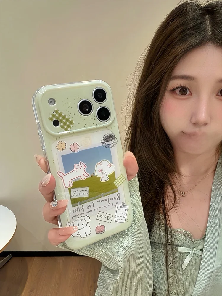 スマホに貼るカードケースは、本当に必要なの？