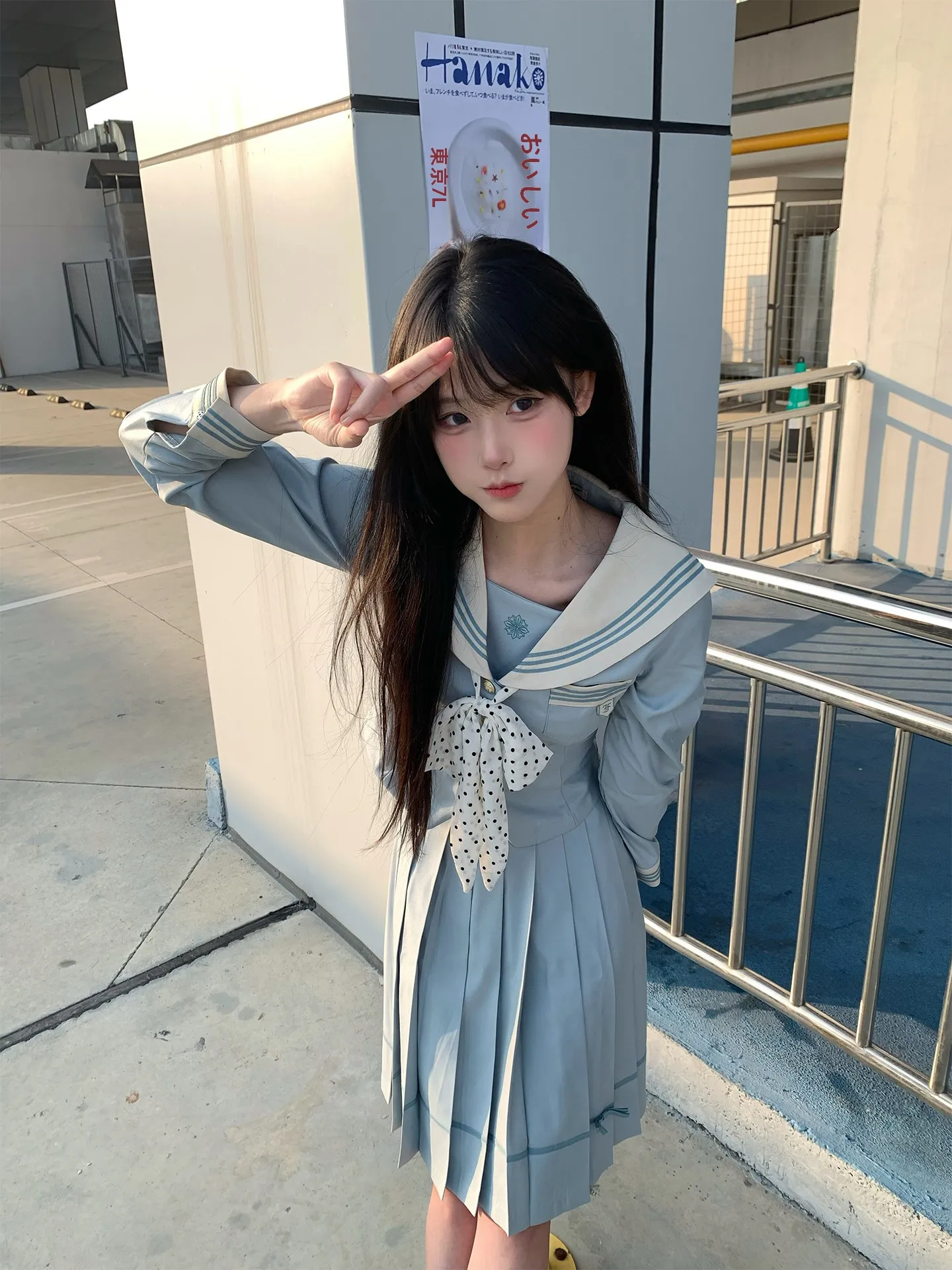 同窓会で着る水手服の選択：薄荷アイス柄セーラー服の実用性とデザイン解析