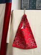 気軽に使えるバンダナ柄エコバッグ【ウエストバッグ・カジュアルデザイン・花柄】（セットアップ対応）