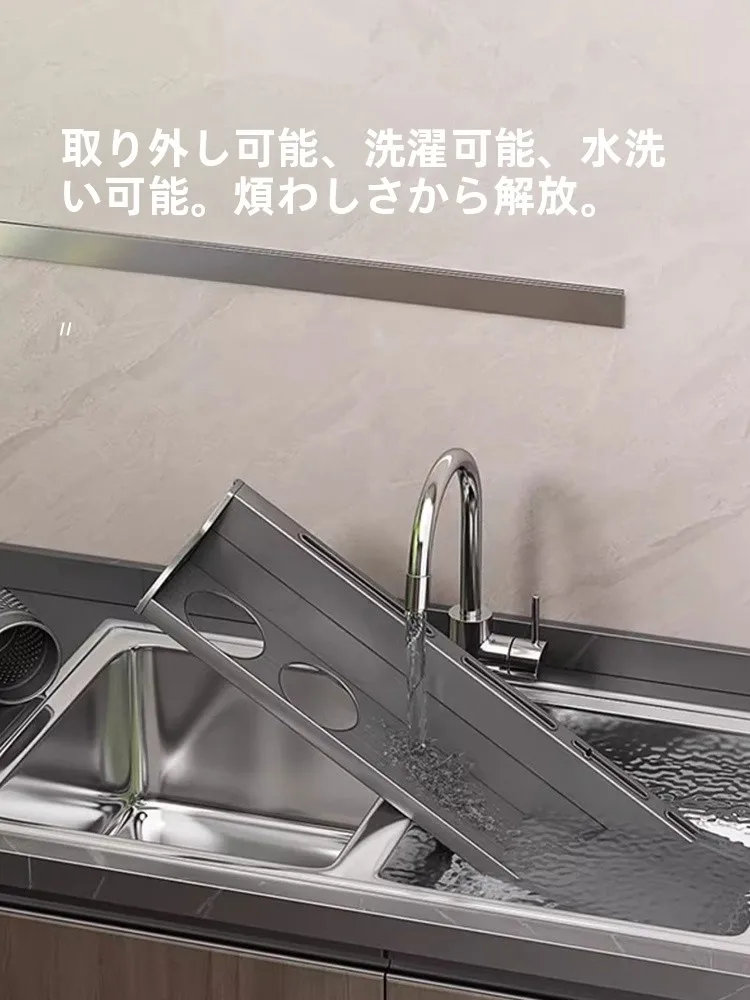 キッチン用壁掛け収納ラック：穴あけ不要でシンプルな現代風収納を実現