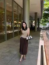 色彩豊かなデザインのUネックベスト【ライセールウール製・レイヤー効果・肩出しスタイル】