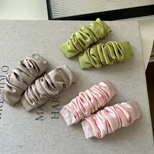 手作りサテン生地の高級感あるプリーツヘアクリップ【前髪やサイド用・華やかで万能】