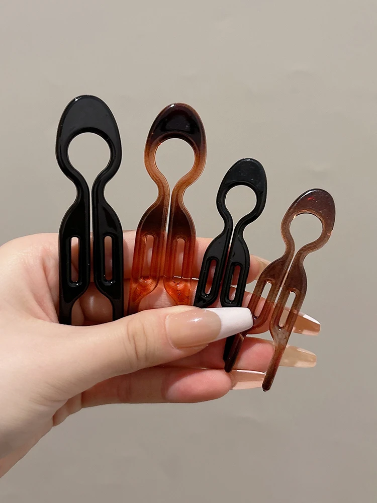 かみひもと小魚ヘアピン、どちらが日常のファッションを救うのか？