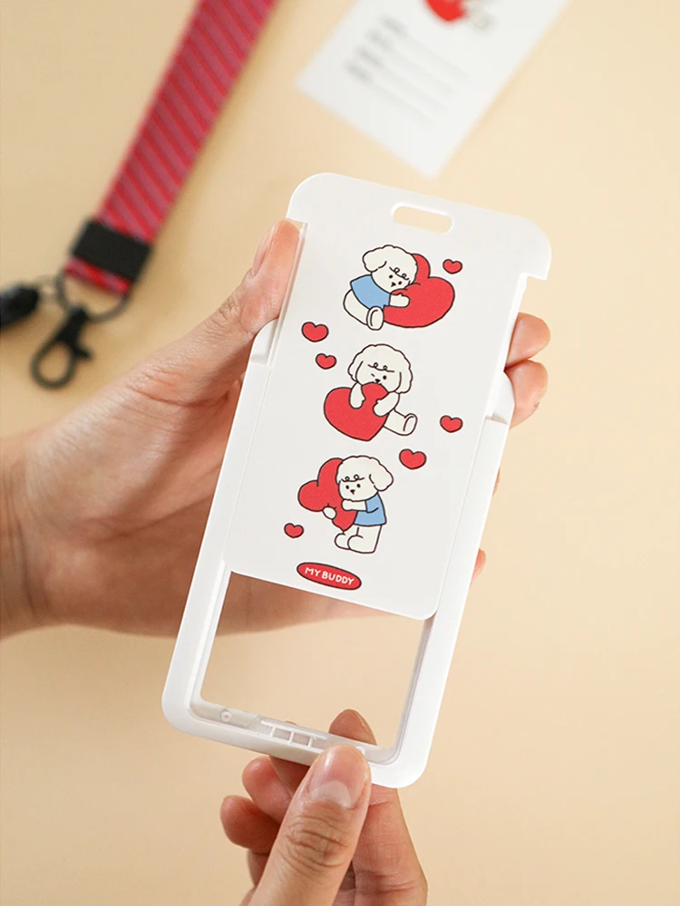 かわいいIDカードホルダーで通勤スタイルを変えるには？