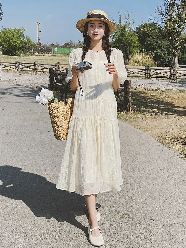 パフスリーブ ワンピース 女性夏用 ミルクホワイト A字スタイルの実用性と着心地
