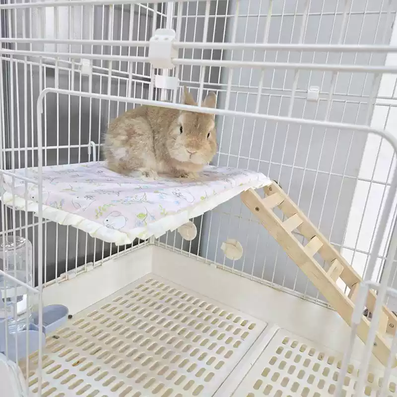 小動物用の鉄製プラットフォーム【ウサギとモルモット対応・二段式・吊り下げ設計】