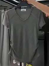 大きいサイズのデザイン性あるストリートスタイルTシャツ【Vネック・短袖・ウエストシェイプ】