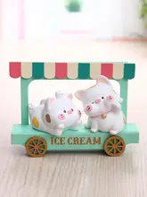 招き猫とかわいい小豚の置物【癒し系・デスク装飾用】