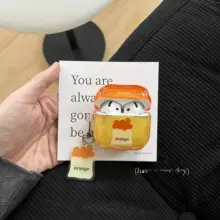 オレンジイラストのAirPods用ケース【防落設計・スタイリッシュ・Apple対応】