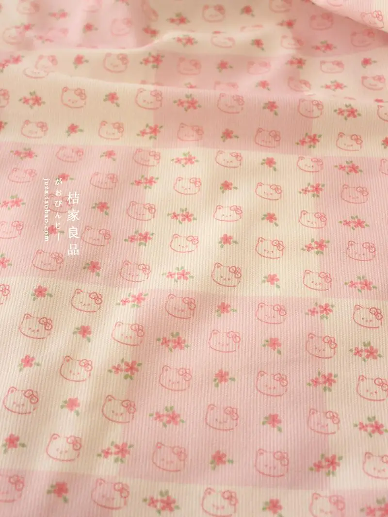 ハンドメイド ベビー服 にどんなキャラクターがおすすめ？カートゥーンデザインのベストが赤ちゃんの笑顔を生む理由