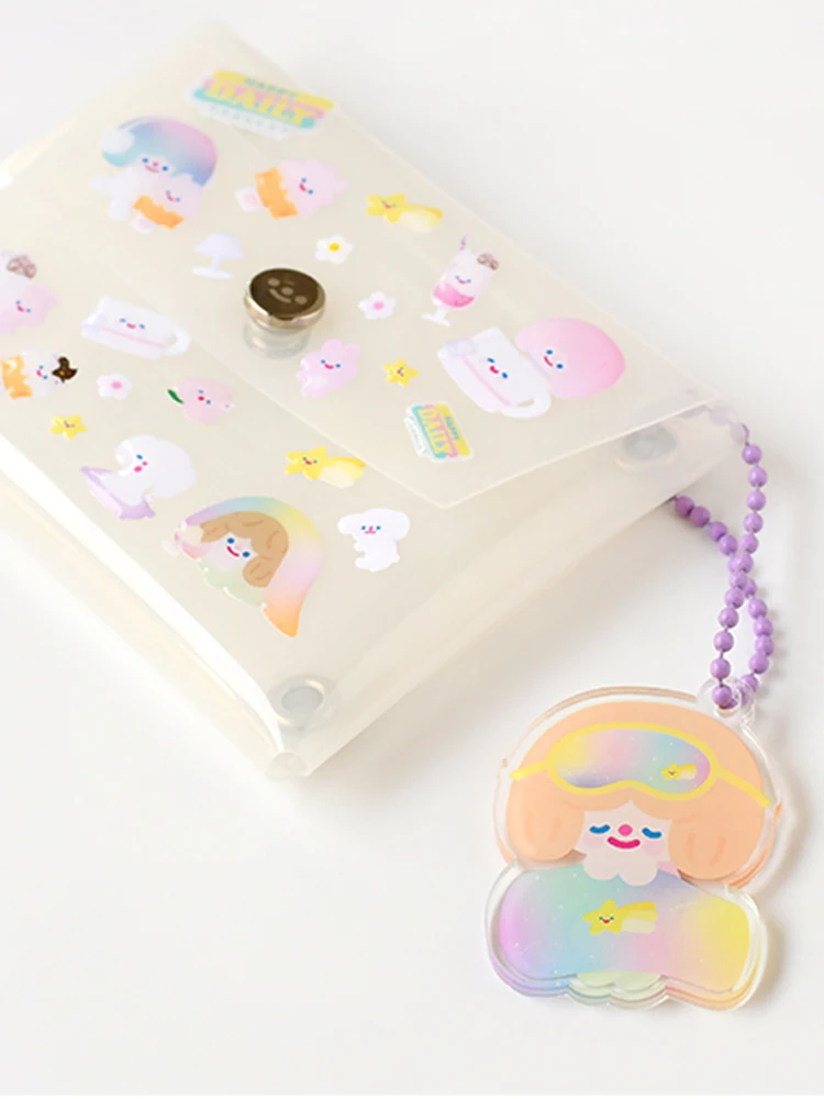 可愛いリコデザインのアクリルチャーム：ポップキャラクターとしての実用性と使い方