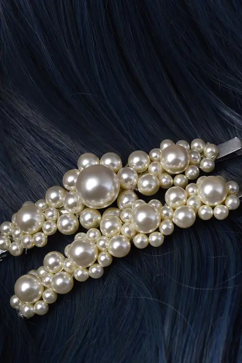 パール付きヘアクリップ【レトロエレガント・前髪用】