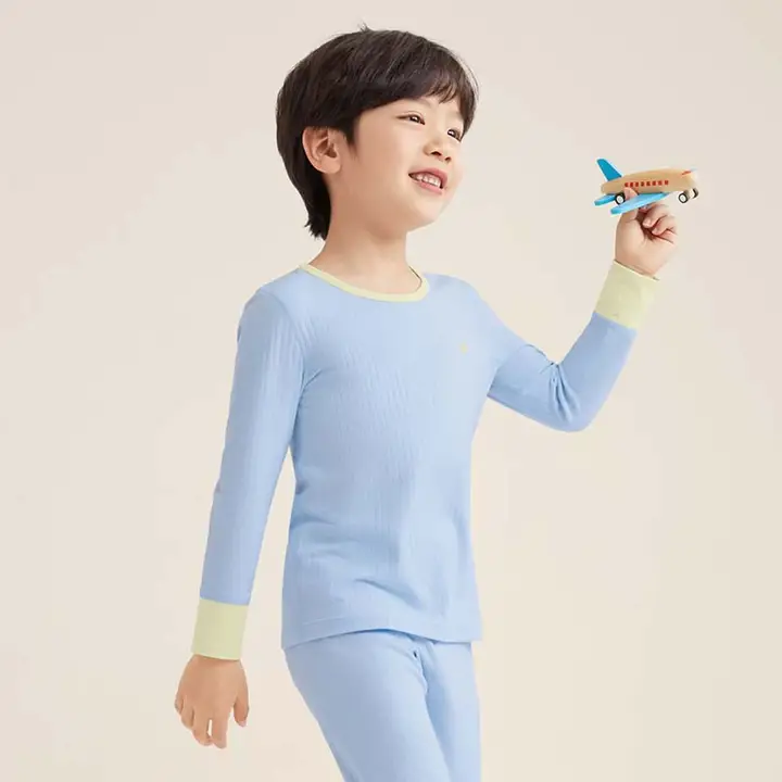 極上の柔らかさのコットン製子供用抗菌保温インナー【長袖・パンツ・秋冬用】（セットアップ対応）