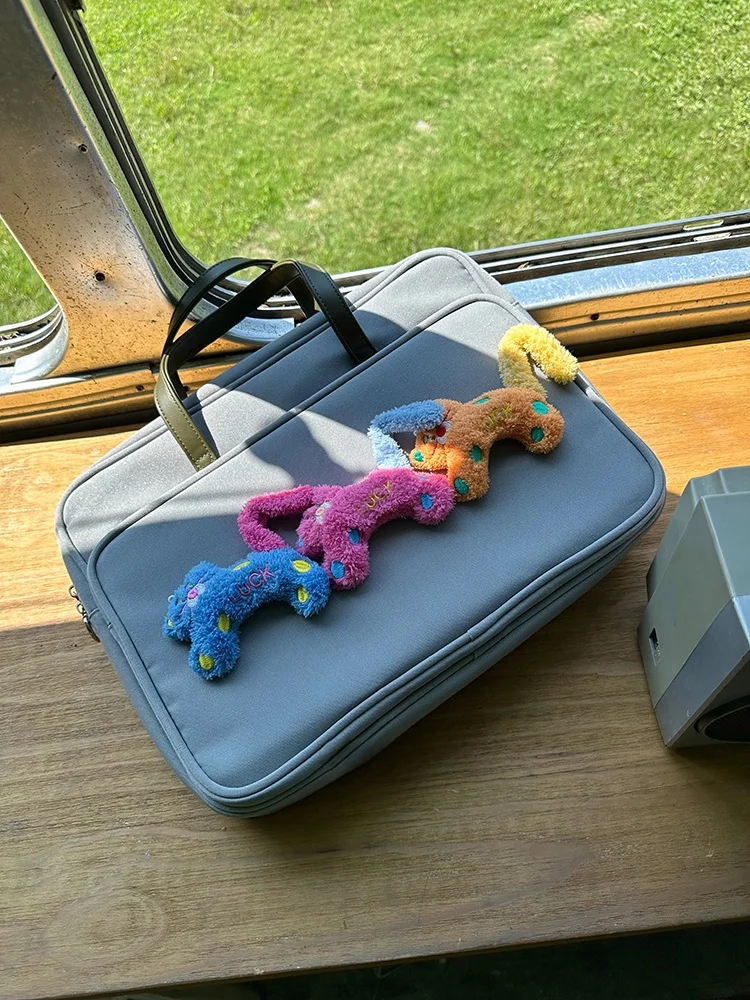 A4縦型バッグとしての多用設計ノートバッグの実用性と性能解析