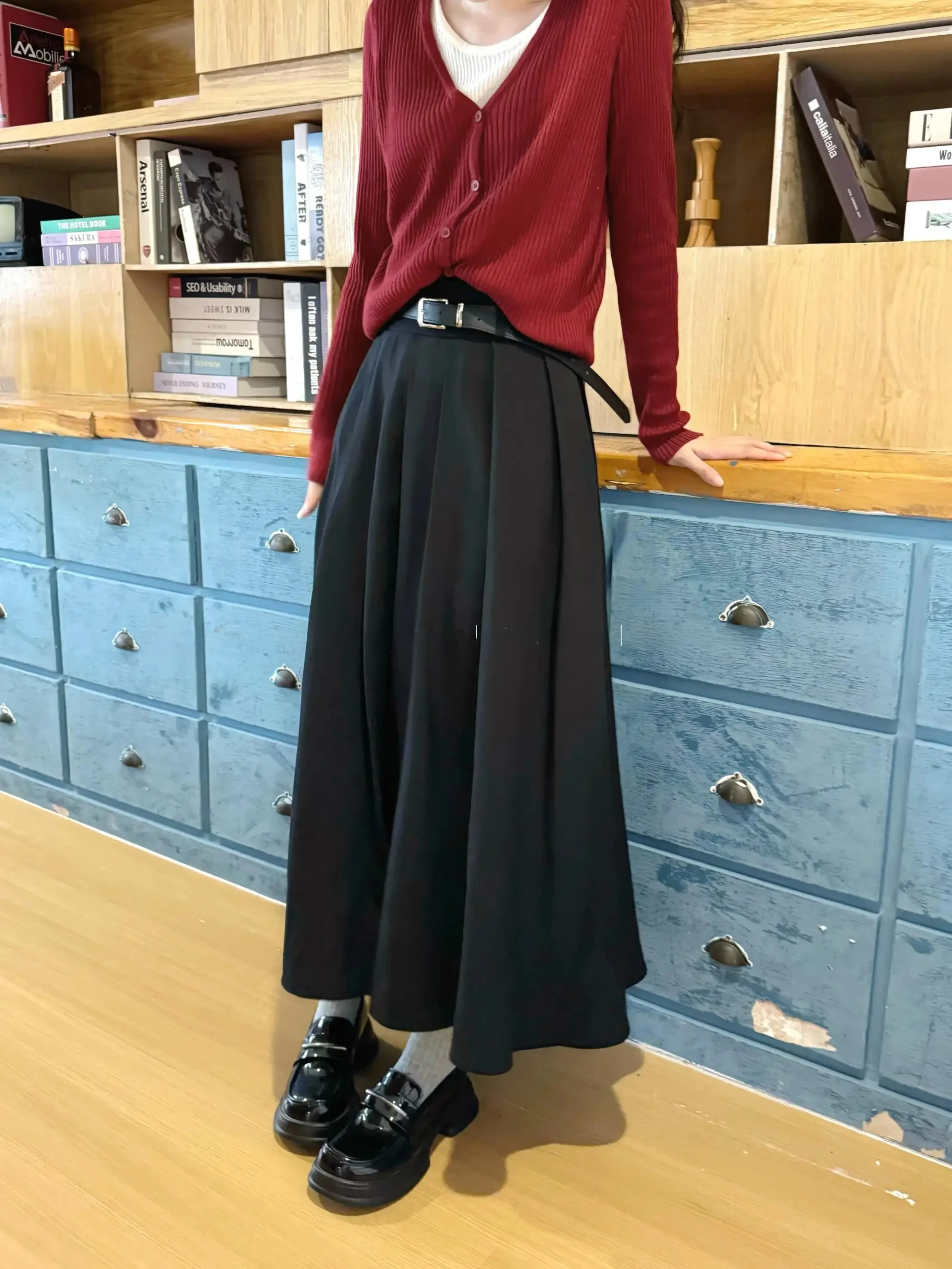 マーメイドスカート コーデ 完全ガイド｜シンプルさが勝る日常スタイル