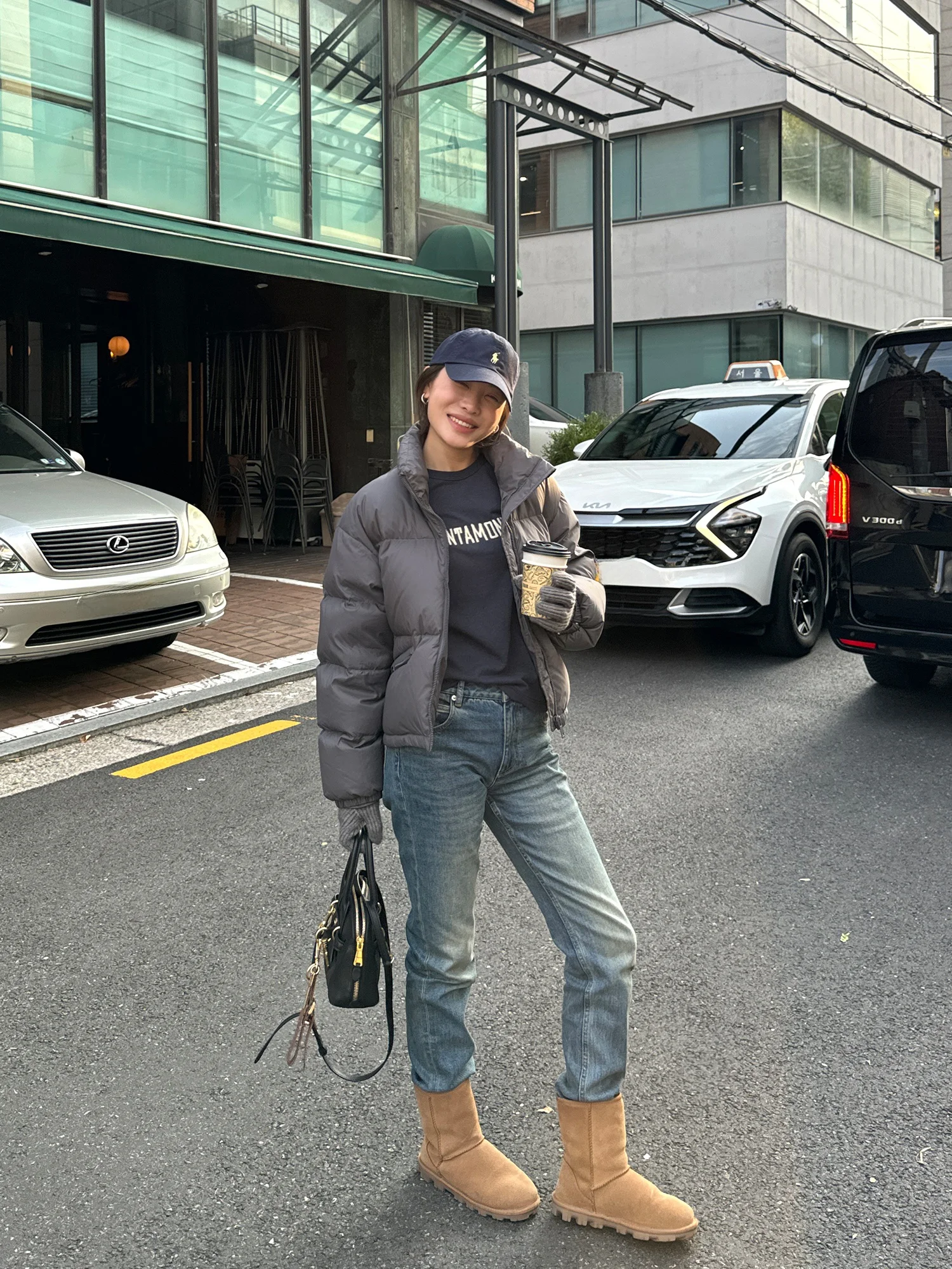 大人可愛い服 40代コーデの完全ガイド｜ウール混ニットの選び方と着こなし術