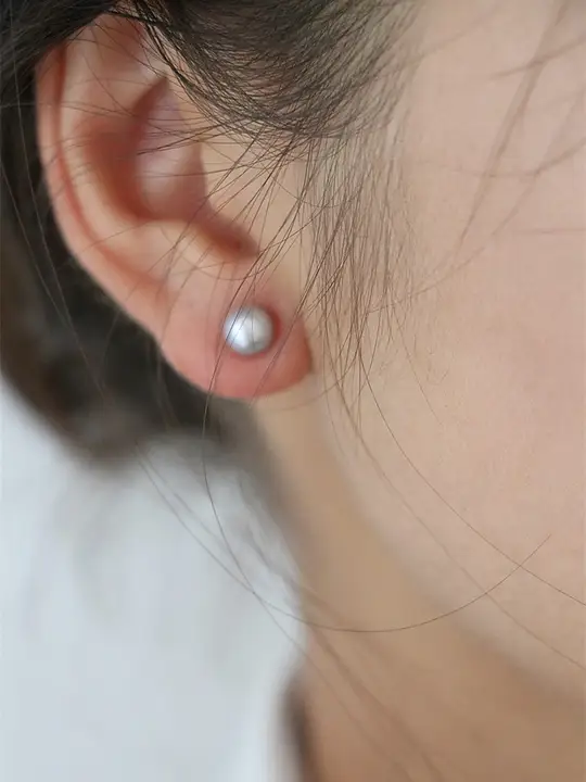 925銀製パールピアス【浅灰色・ナチュラル・耳穴用】