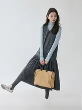 Vネックチェック柄ノースリーブワンピース【ゆったりした重ね着対応・春用】
