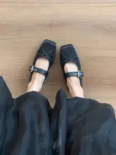 高級感あるバレエシューズ【ヘプバーン風・バックル付き・サテン・フラットソール・夏用】