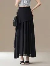 デザイン性の高いブラックフレアスカート【不規則なプリーツ・シフォン素材・ロング丈】