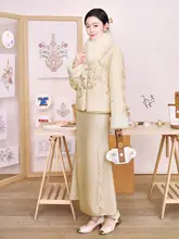 フェミニンなデザインのフレアスカート【サテン素材・魚尾デザイン】